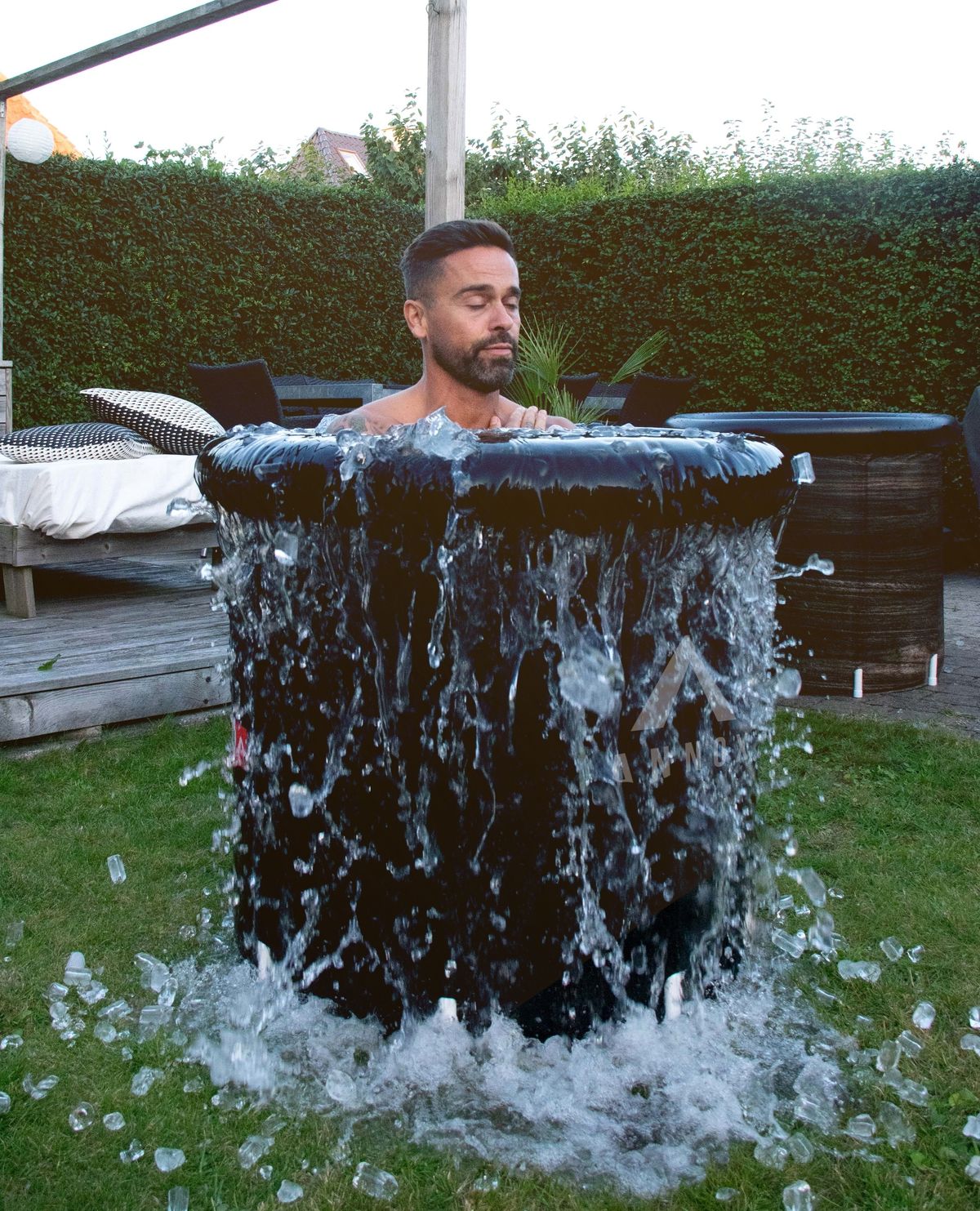 cold plunging in Dubai