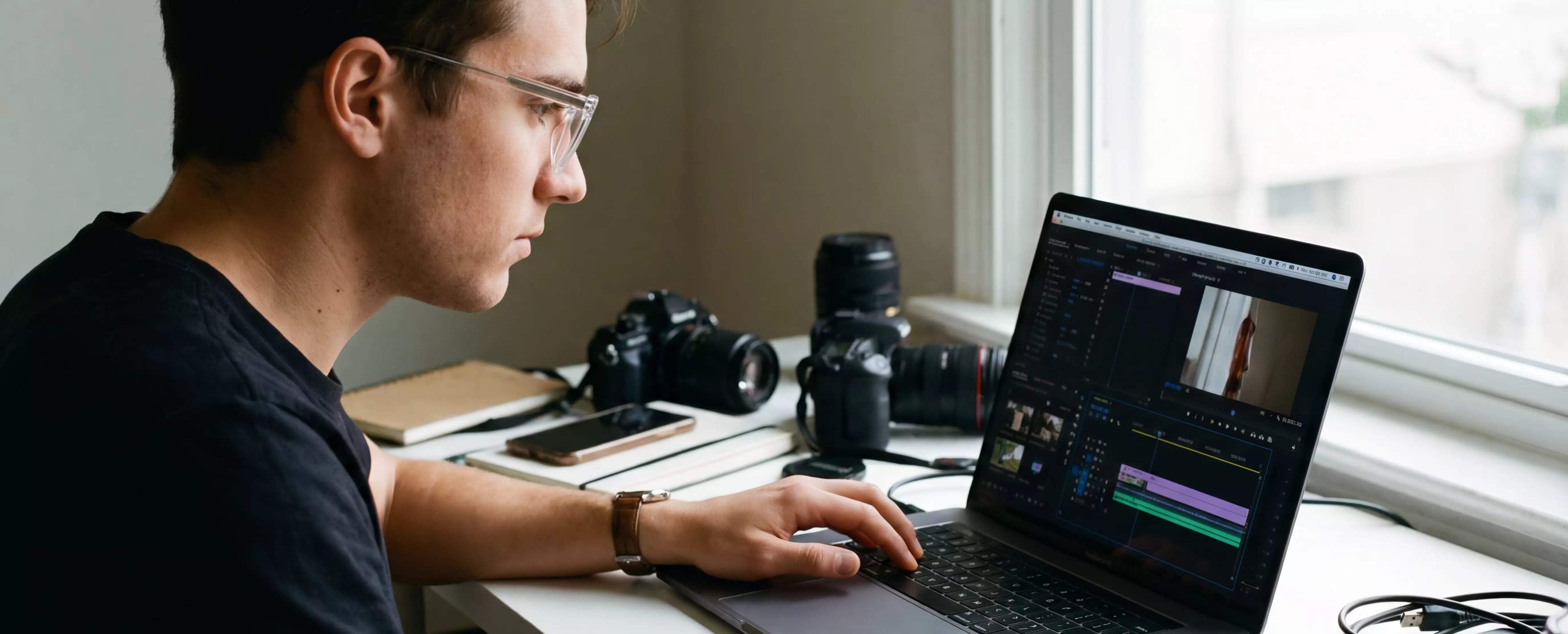 Clear Lenses for Professionals & Creators