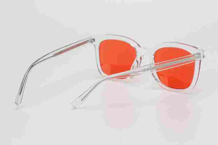 Polaris-1_Red lens Glass